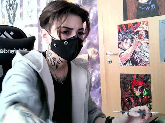 Dark-Pictur- webcam