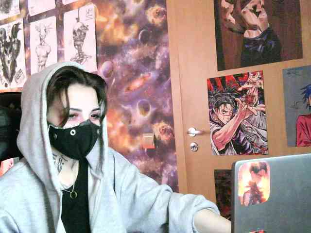 Dark-Pictur- webcam