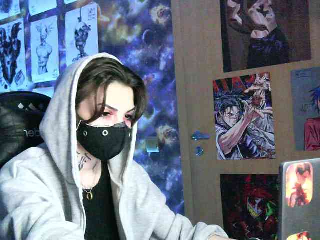Dark-Pictur- webcam