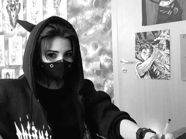Dark-Pictur- webcam