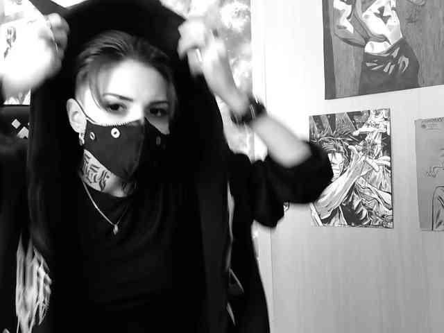 Dark-Pictur- webcam