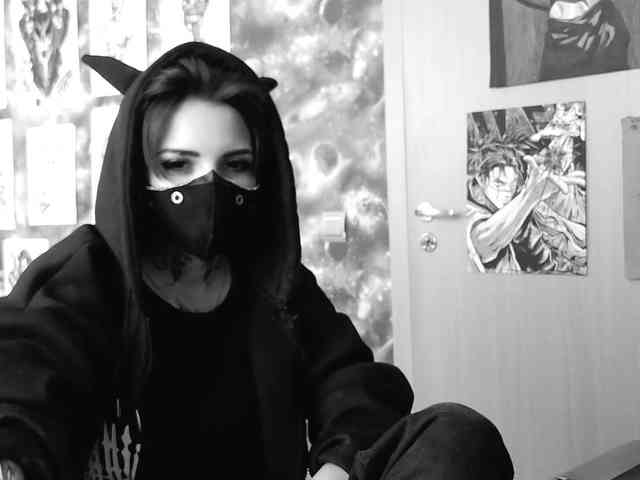 Model: Dark-Pictur-