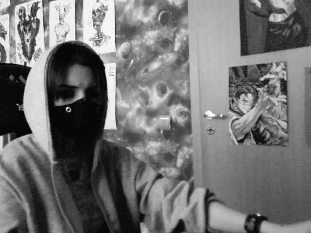 Dark-Pictur- webcam