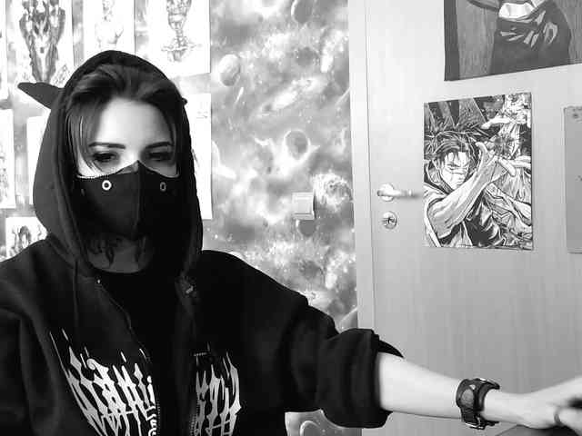 Dark-Pictur- webcam