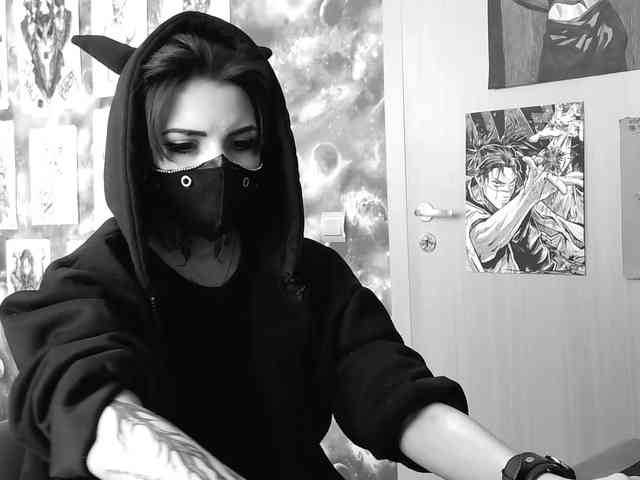 Dark-Pictur- webcam