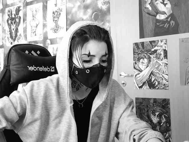 Dark-Pictur- webcam