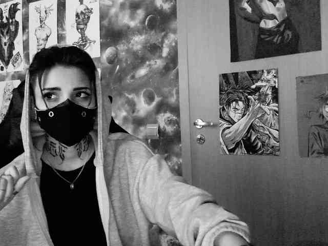 Dark-Pictur- webcam