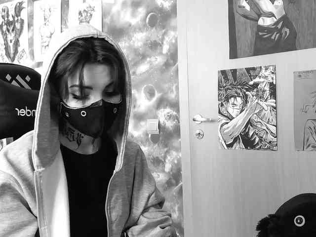 Dark-Pictur- webcam