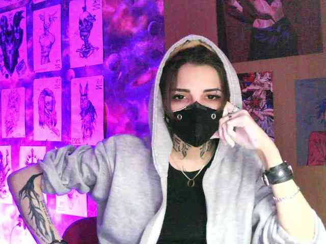 Dark-Pictur- webcam