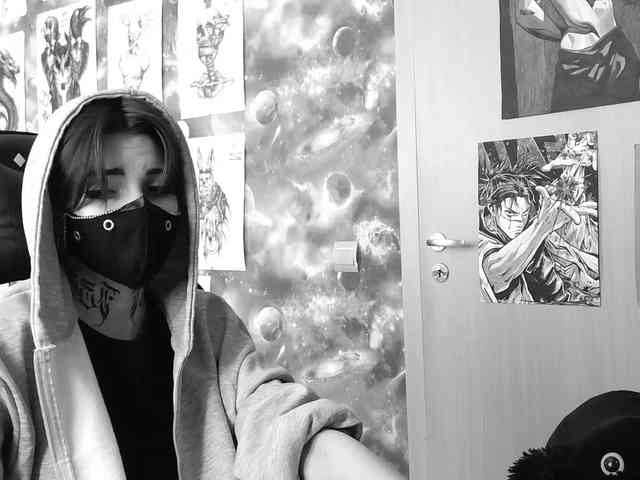 Dark-Pictur- webcam