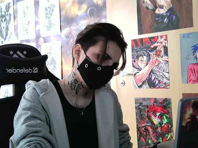 Dark-Pictur- webcam