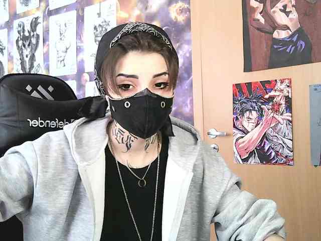Dark-Pictur- webcam