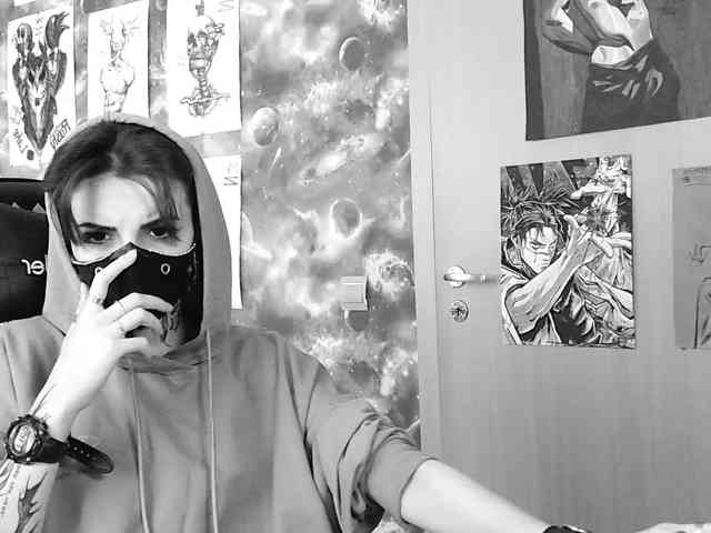 Dark-Pictur- webcam