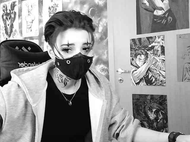 Dark-Pictur- webcam