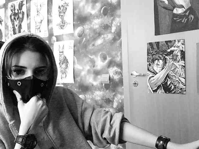 Dark-Pictur- webcam