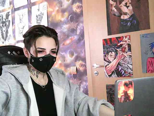 Dark-Pictur- webcam