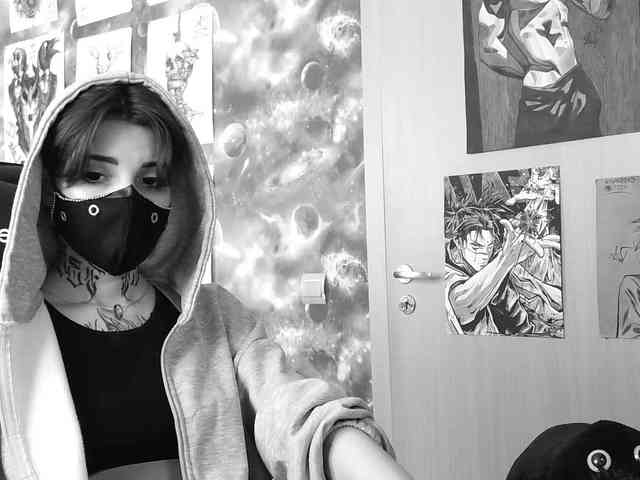 Dark-Pictur- webcam