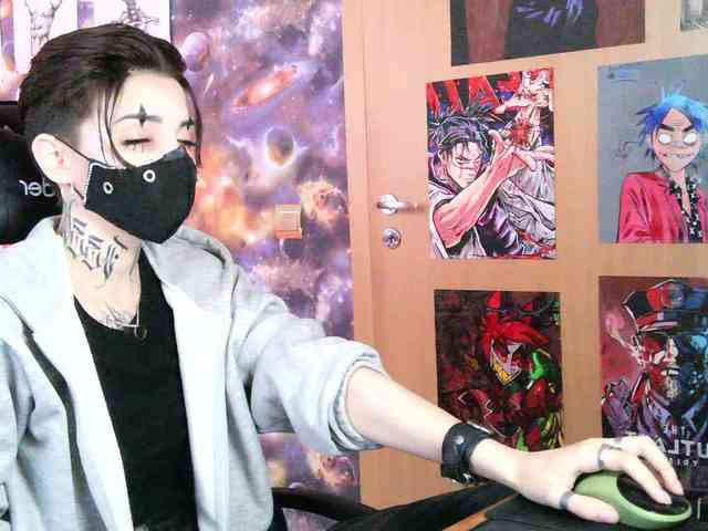 Dark-Pictur- webcam