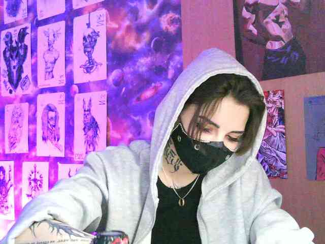 Dark-Pictur- webcam