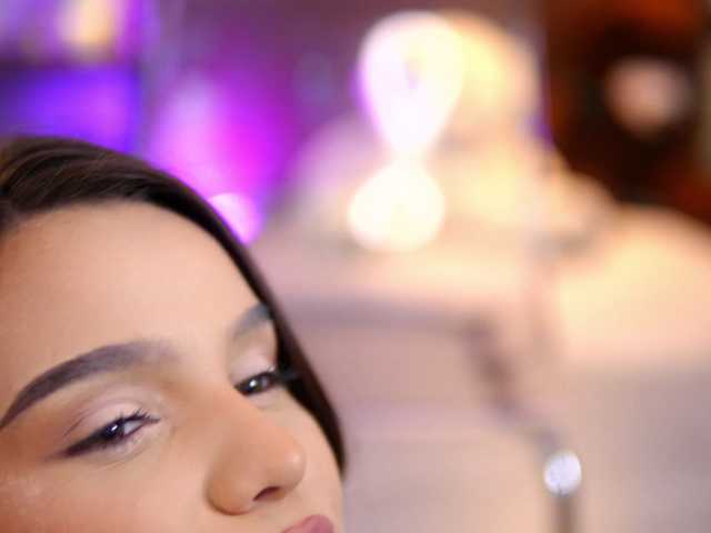 LenaLaurent live cam on BongaCams