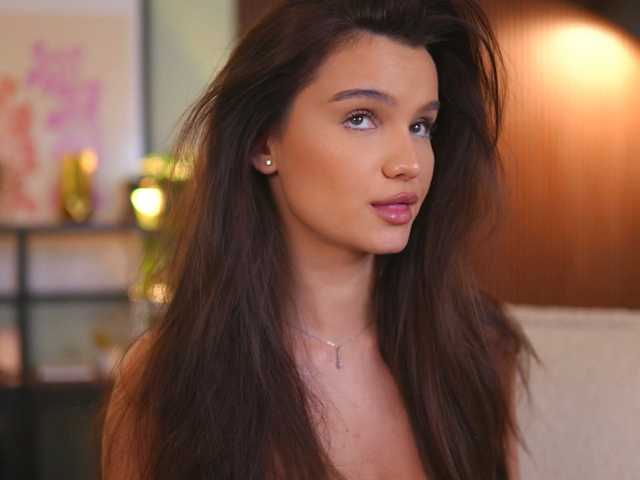 LenaLaurent live cam on BongaCams