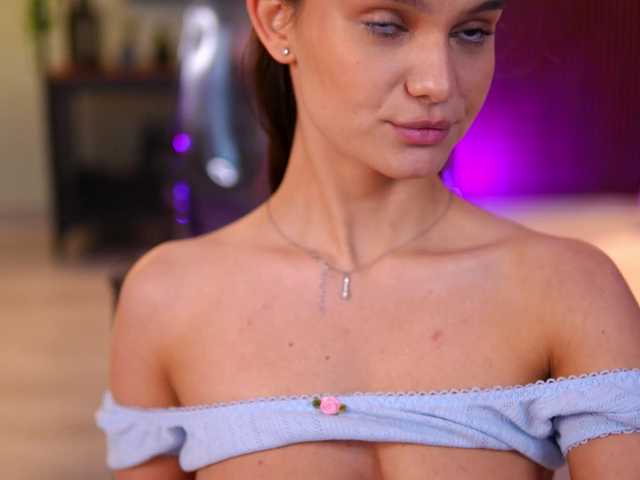LenaLaurent live cam on BongaCams