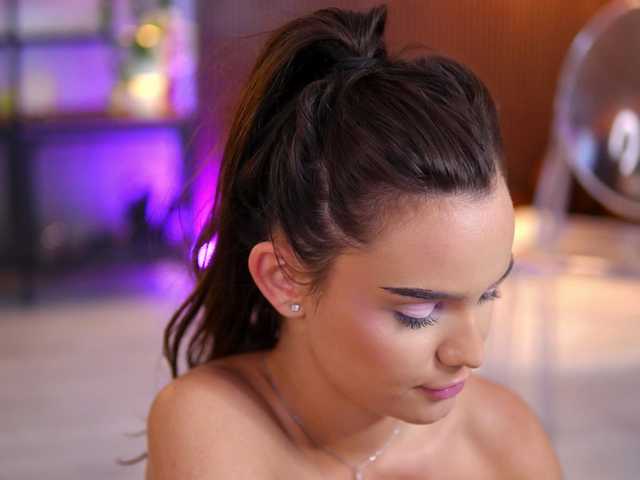 LenaLaurent live cam on BongaCams