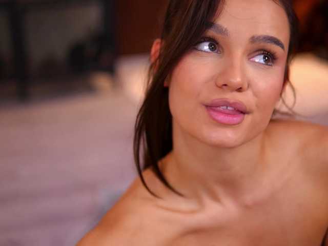 LenaLaurent live cam on BongaCams