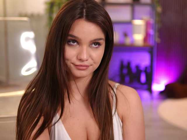 LenaLaurent live cam on BongaCams