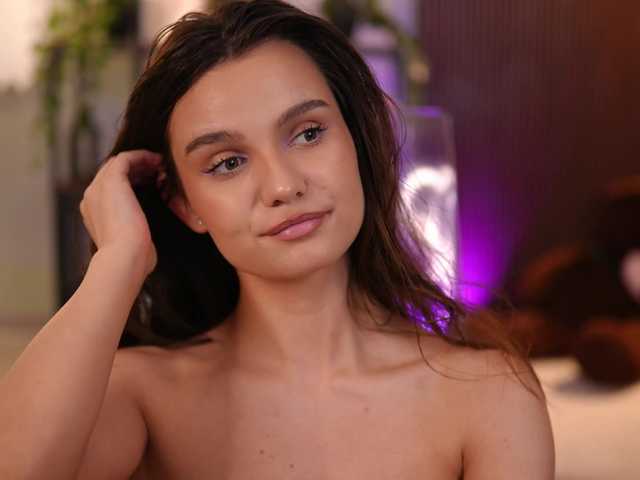LenaLaurent live cam on BongaCams