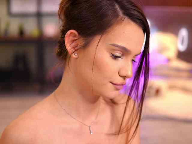 lenalaurent's live room