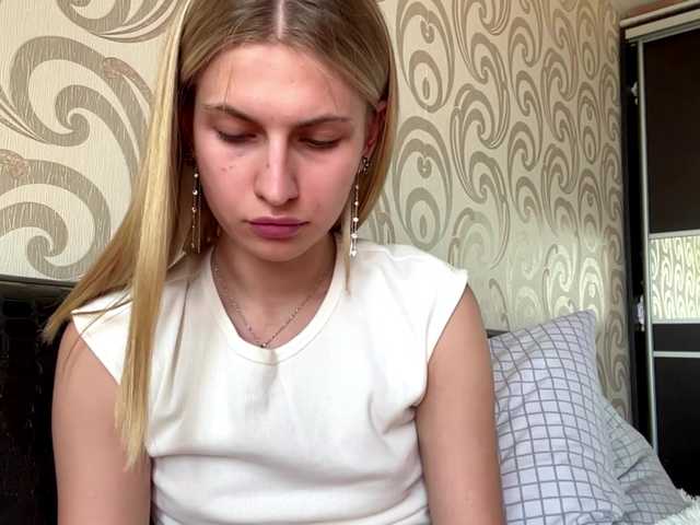 ElliWagemann live cam on BongaCams