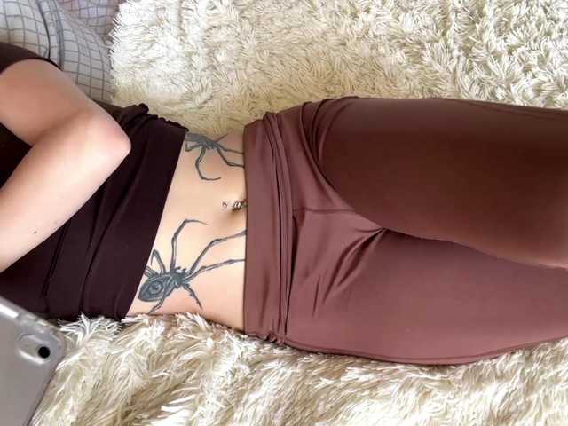 ElliWagemann live cam on BongaCams