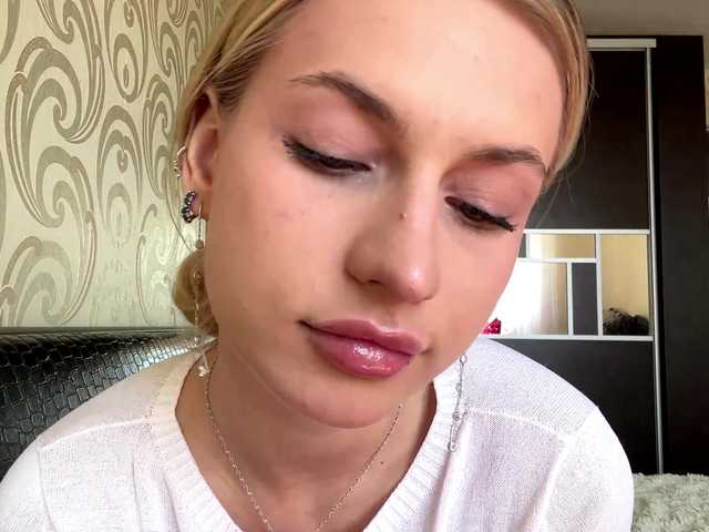 ElliWagemann live cam on BongaCams