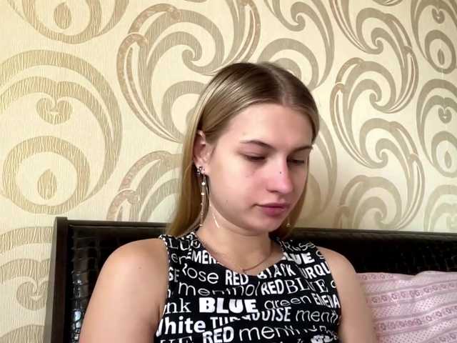 ElliWagemann live cam on BongaCams