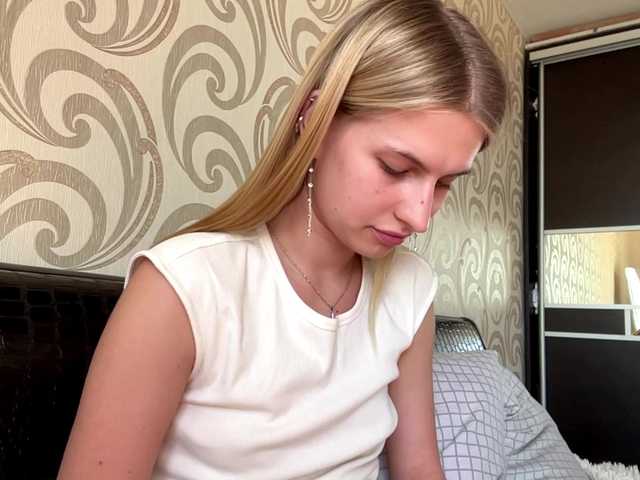 ElliWagemann live cam on BongaCams