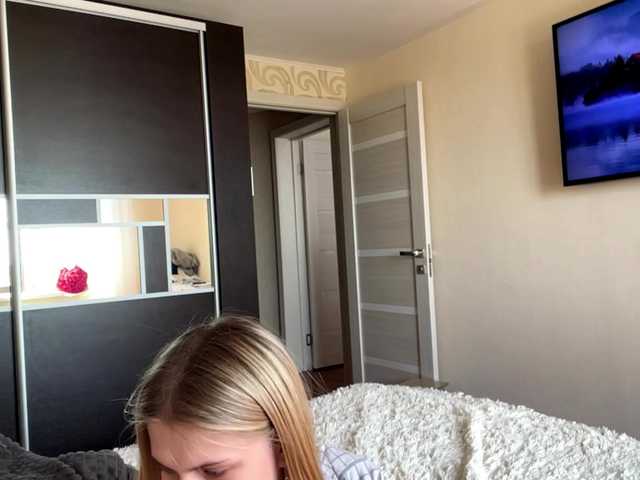 ElliWagemann live cam on BongaCams