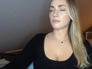 ScarlettXQueen Porn Show