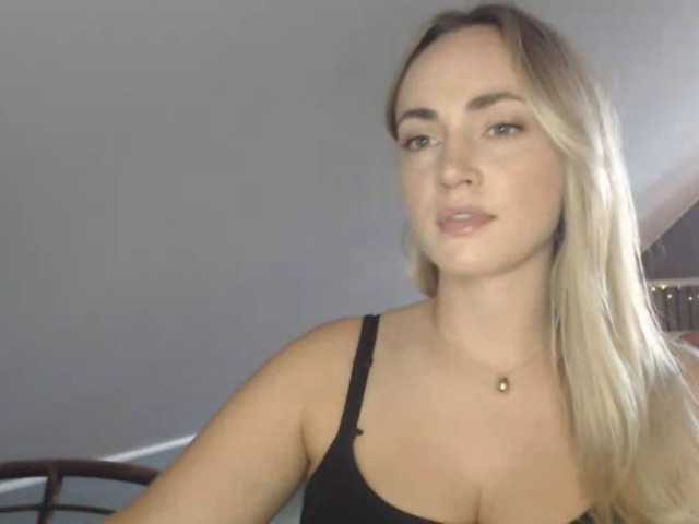 ScarlettXQueen live webcam show
