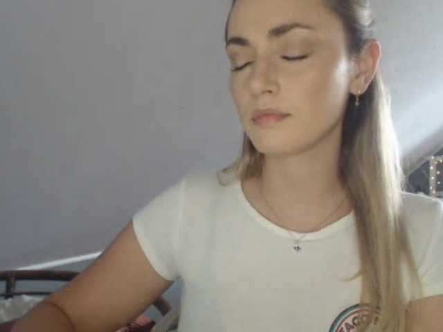 ScarlettXQueen live cam on BongaCams