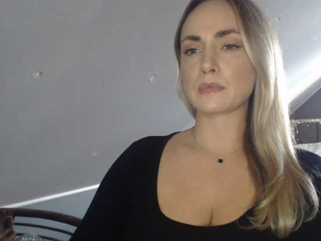 ScarlettXQueen live cam preview