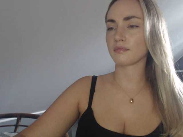 ScarlettXQueen live webcam show