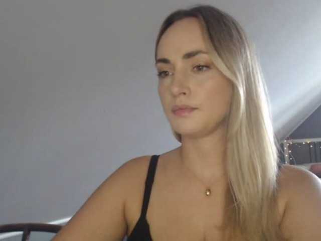 ScarlettXQueen live webcam show