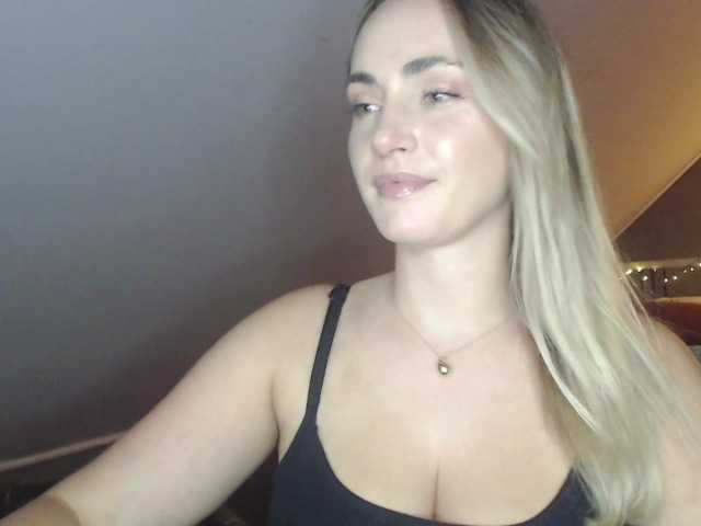 ScarlettXQueen live webcam show