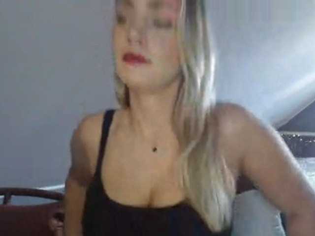 ScarlettXQueen webcam