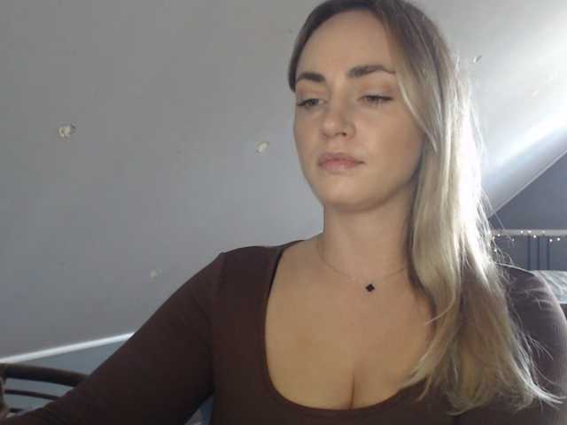 ScarlettXQueen live cam on BongaCams