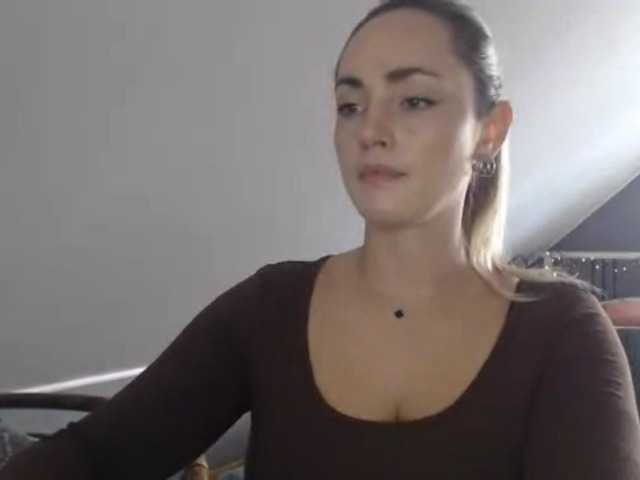 ScarlettXQueen live cam on BongaCams