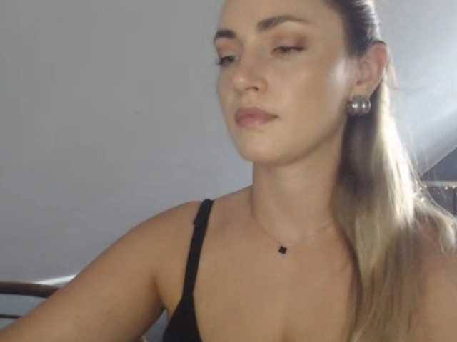 ScarlettXQueen live cam on BongaCams