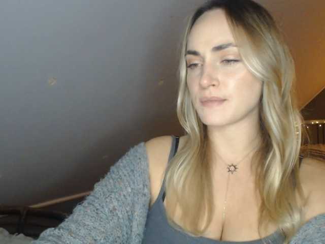 ScarlettXQueen live cam on BongaCams