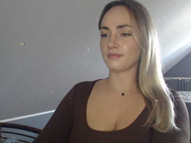 ScarlettXQueen live cam preview